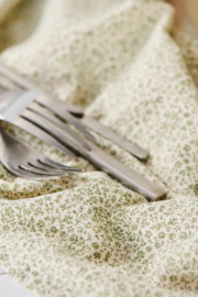 Theedoek Naturel met groene Bloemen