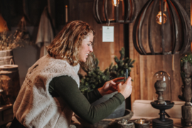 Esther | Stylist , webshop en verkoopmedewerker