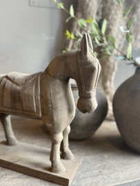 Holzpferd -Aura Peeperkorn-