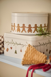 Cake tin w/gingerbread couples round