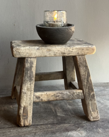 Alter Holzhocker