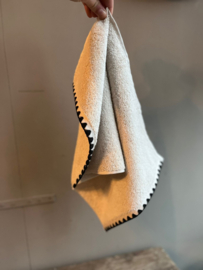 Gastendoekje Issey Creme 30x50 cm