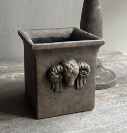 Planter Square Ram Majestic Brown 14x14 cm -Brynxz-