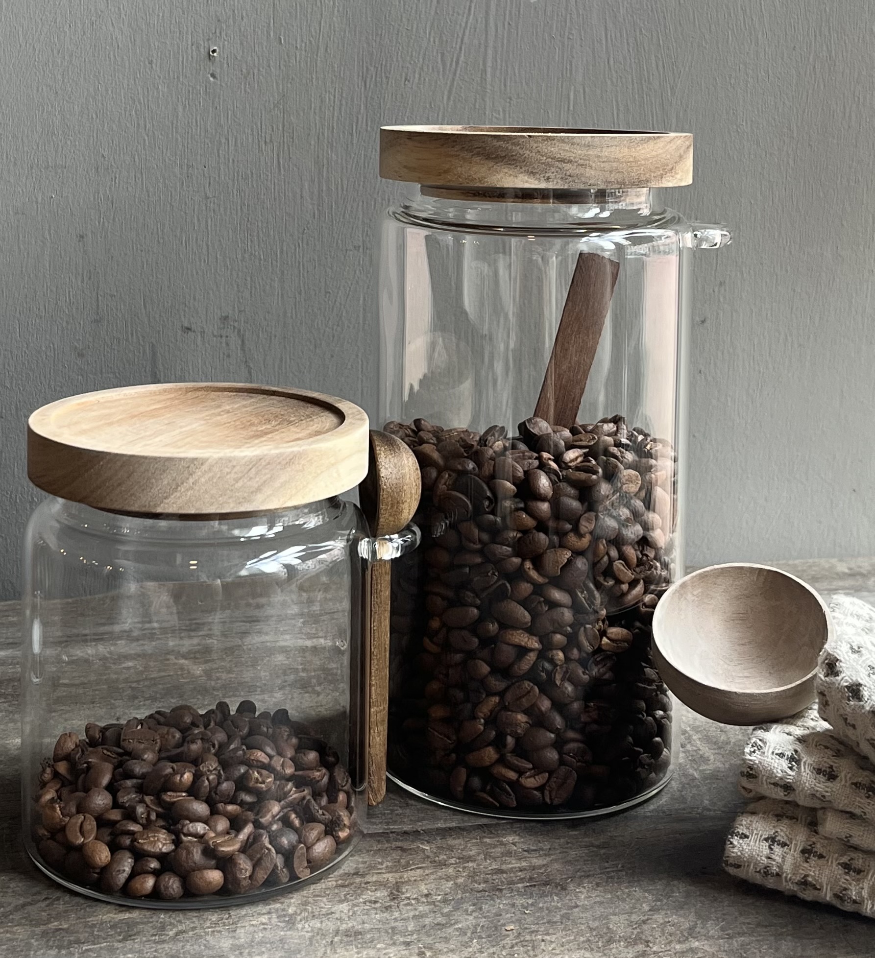 Voorraadpot met Houten Lepel L