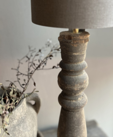 Balusterlampe aus Holz -Aura Peeperkorn-