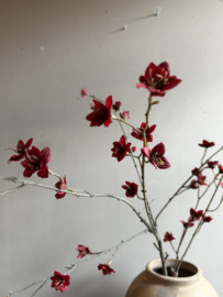 Zijde Tak Rood Bloemetje 110 cm