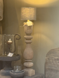 Oud Houten Balusterlamp -Aura Peeperkorn-