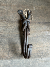 Haak Knoop -Hoffz-