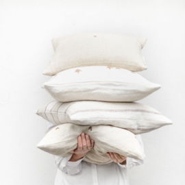 Kissen Naturel mit Strich 50 x 50 cm -Bastion Collections-