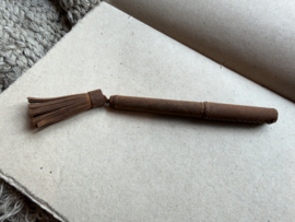 Lederen Pen met Kwastje -Hoffz-