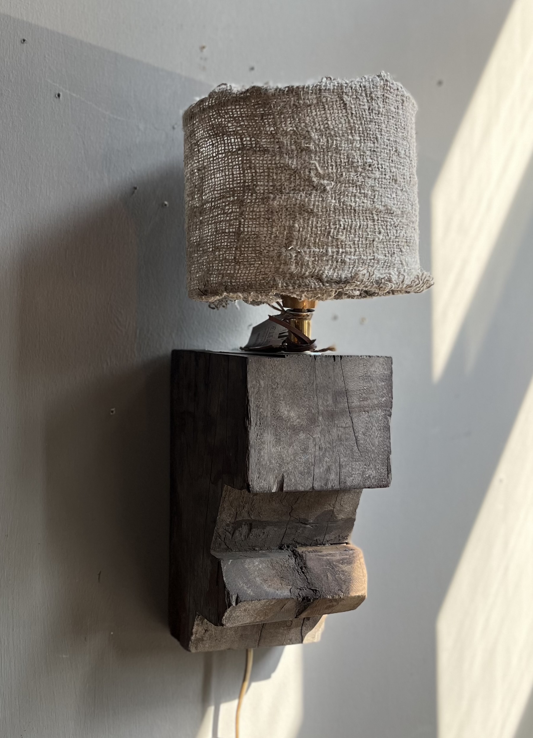 Houten Wandlampje -Aura Peeperkorn-