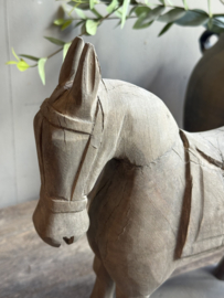 Houten Paard M  -Aura Peeperkorn-