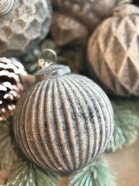 Kerstbal Lijnen Camel Velvet 10 cm -Luksa-