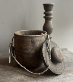 Oude Houten Kruik met deksel
