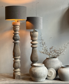 Alte Holzbalusterlampe -Aura Peeperkorn-