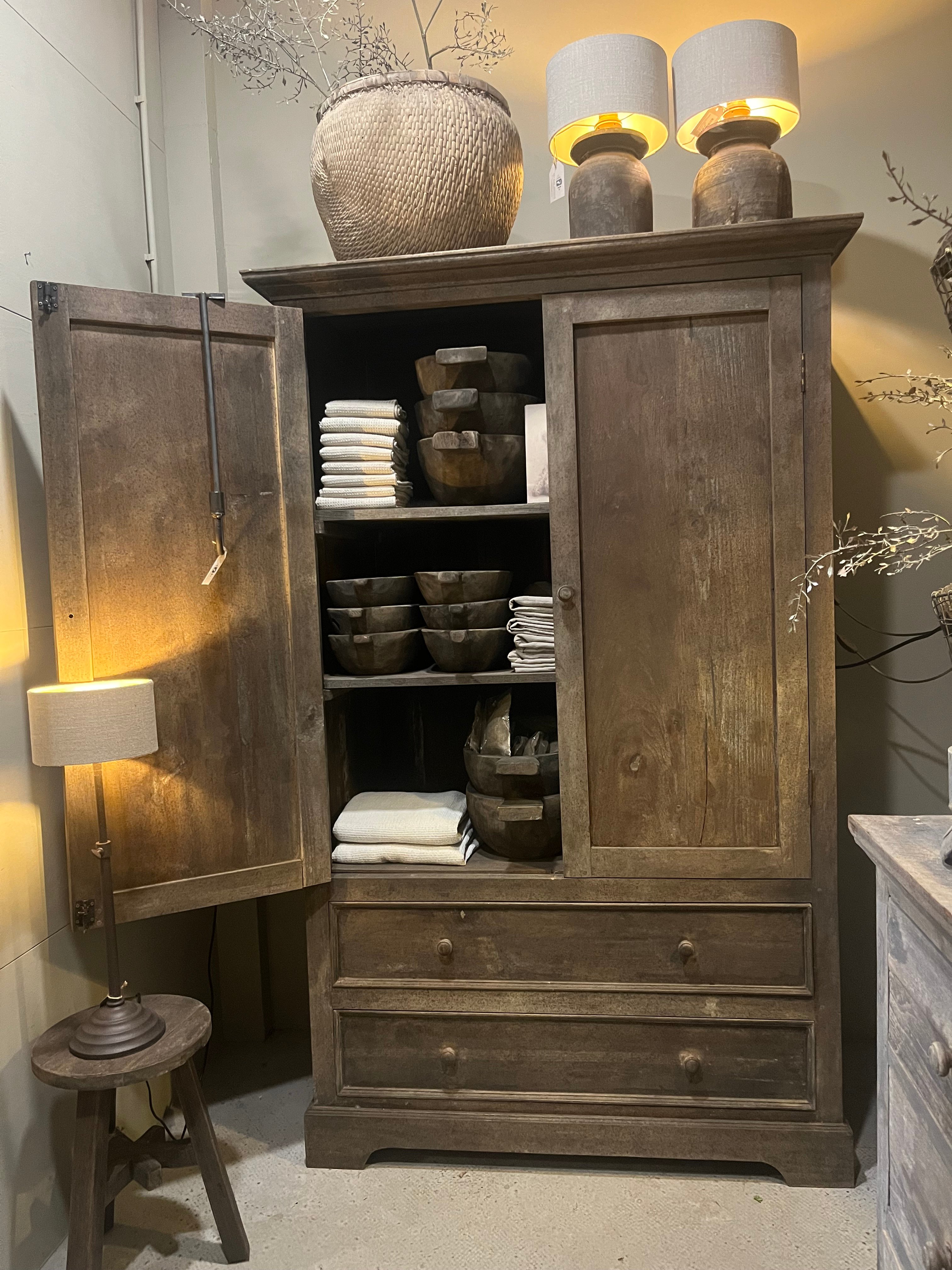 Houten Kast -Luksa Home Collection-