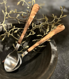 Lepeltje met houten handvat