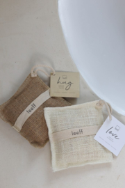 Wash pad with bamboo charcoal soap bar -Leeff-
