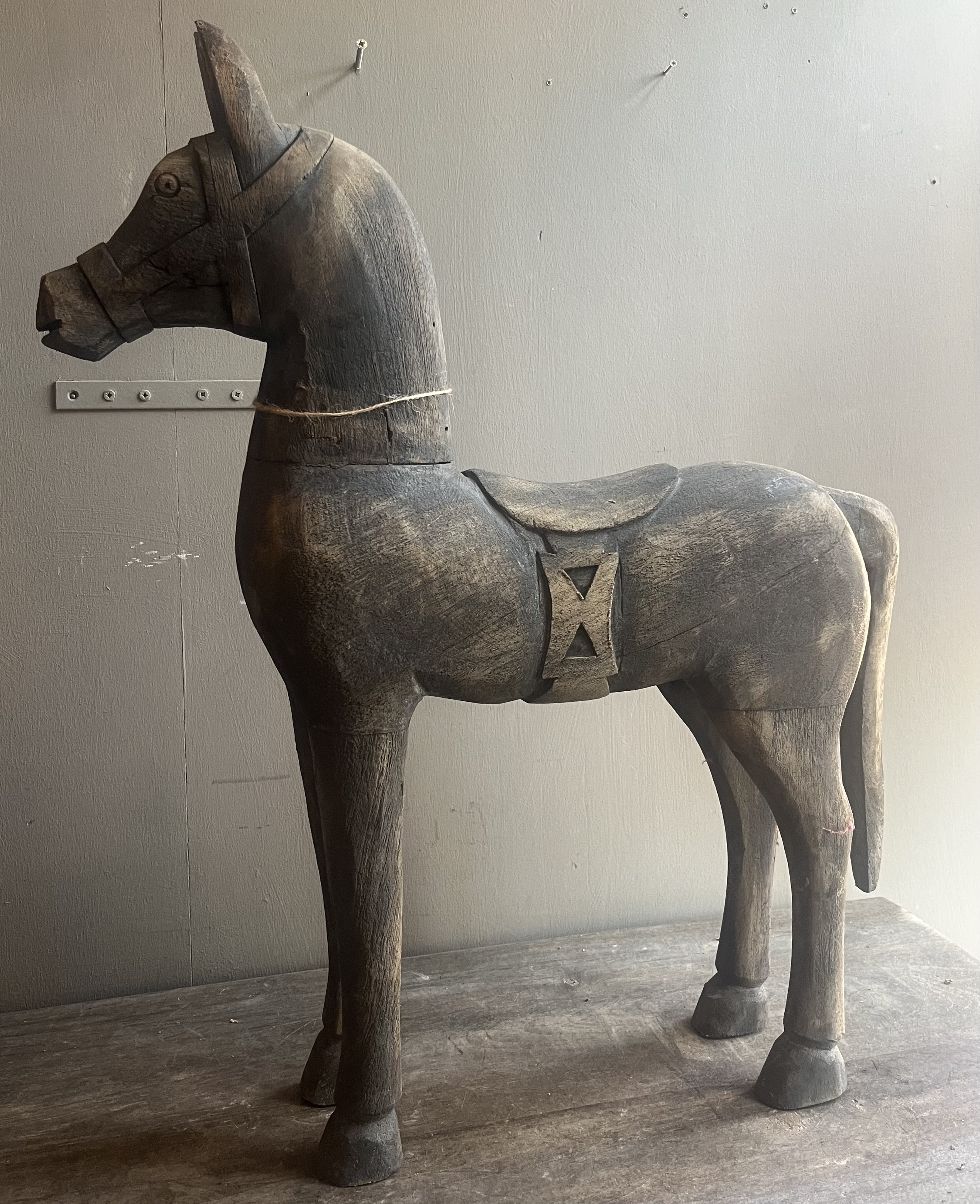 Houten Paard Uniek -Aura Peeperkorn-