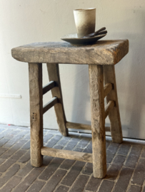 Oud Houten Kruk