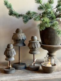 Ornament auf Fuß Small -Aura Peeperkorn-
