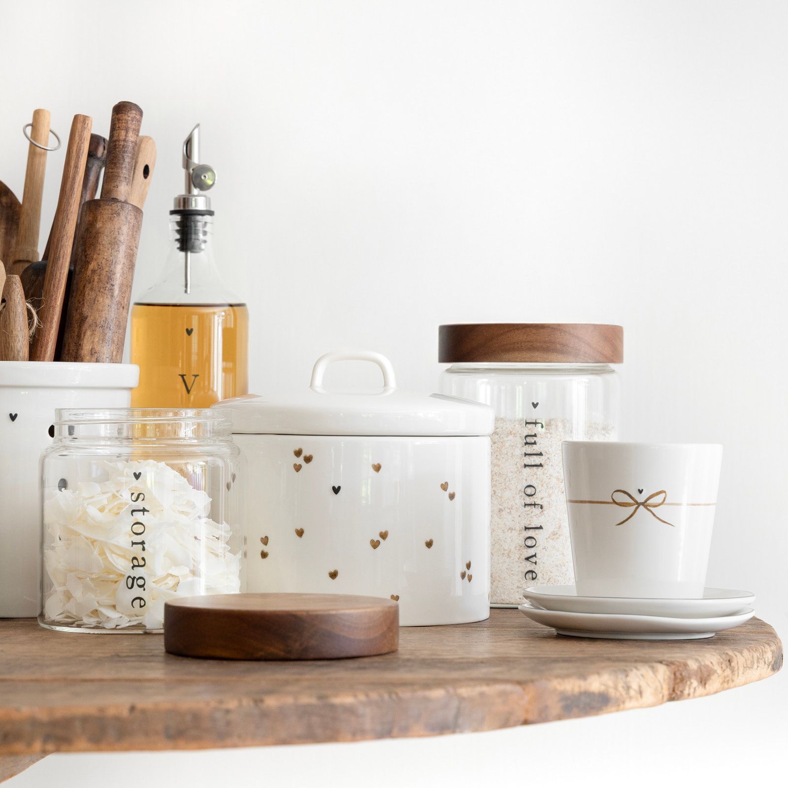 Opbergpot Wit met Bruine Hartjes -Bastion Collection-