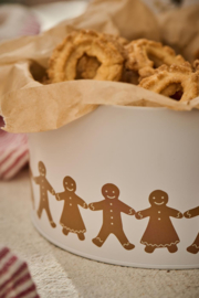 Cake tin w/gingerbread couples round