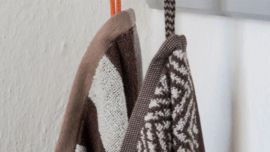 Gastendoek Streep Bruin/Gebroken Wit (set van 2) -Mette Ditmer-