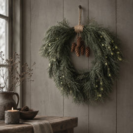 Zijde Krans Groen met Dennenappels 58 cm -Brynxz Collections-
