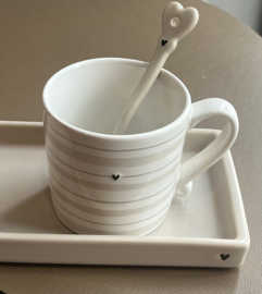 Mok Met oor 'Streepjes en Hartje' -Bastion Collections-