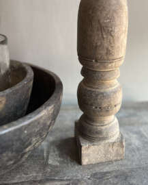 Balusterlampe aus Holz -Aura Peeperkorn-