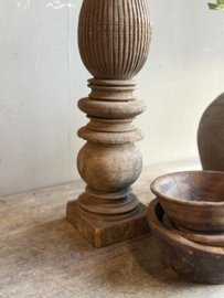 Alte Holzbalusterlampe -Aura Peeperkorn-