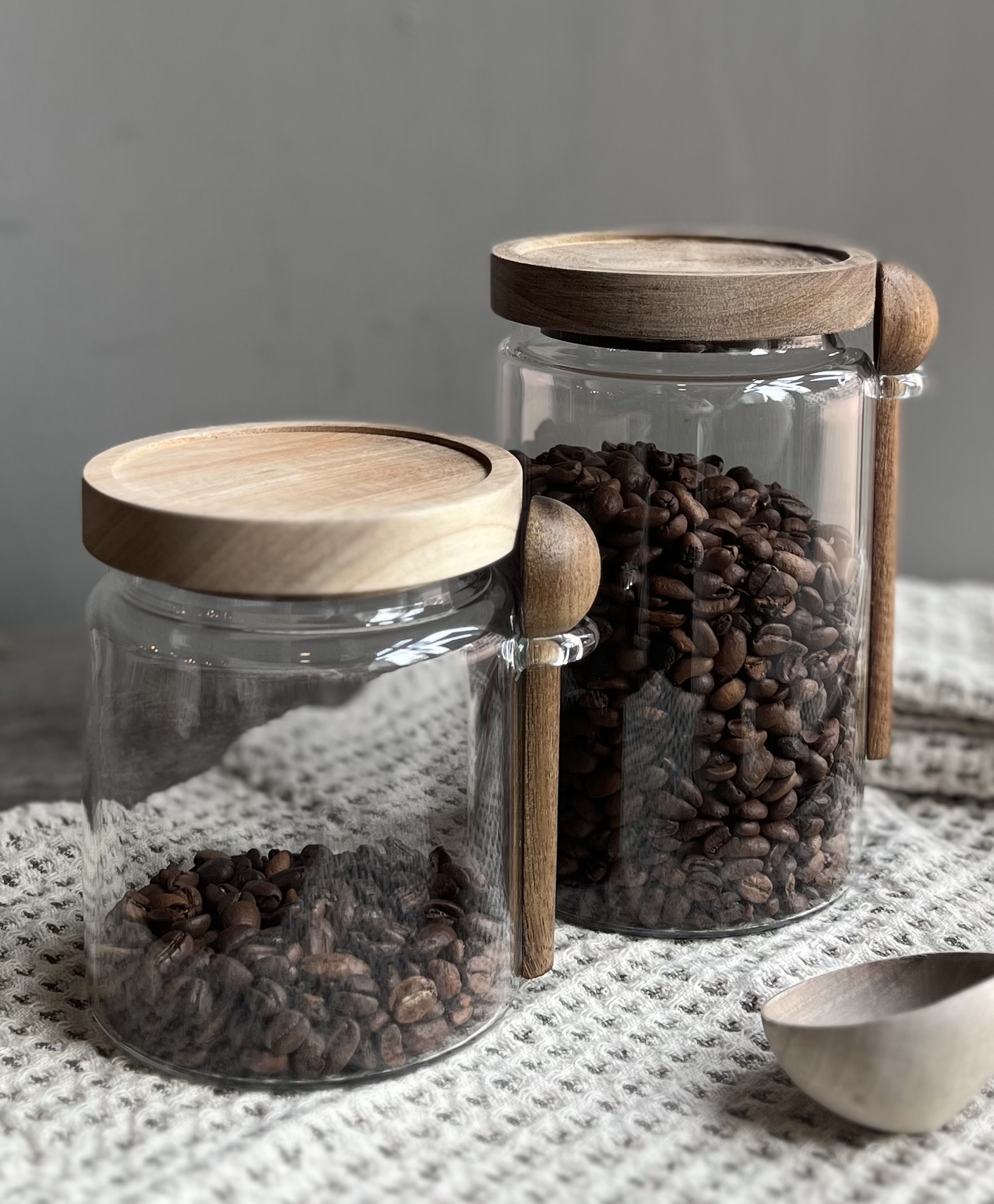 Voorraadpot met Houten Lepel L