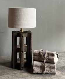 Holzlampe Cotton Mill Small -Aura Peeperkorn-