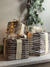 Cadeautje met Strik en LED lampjes Small