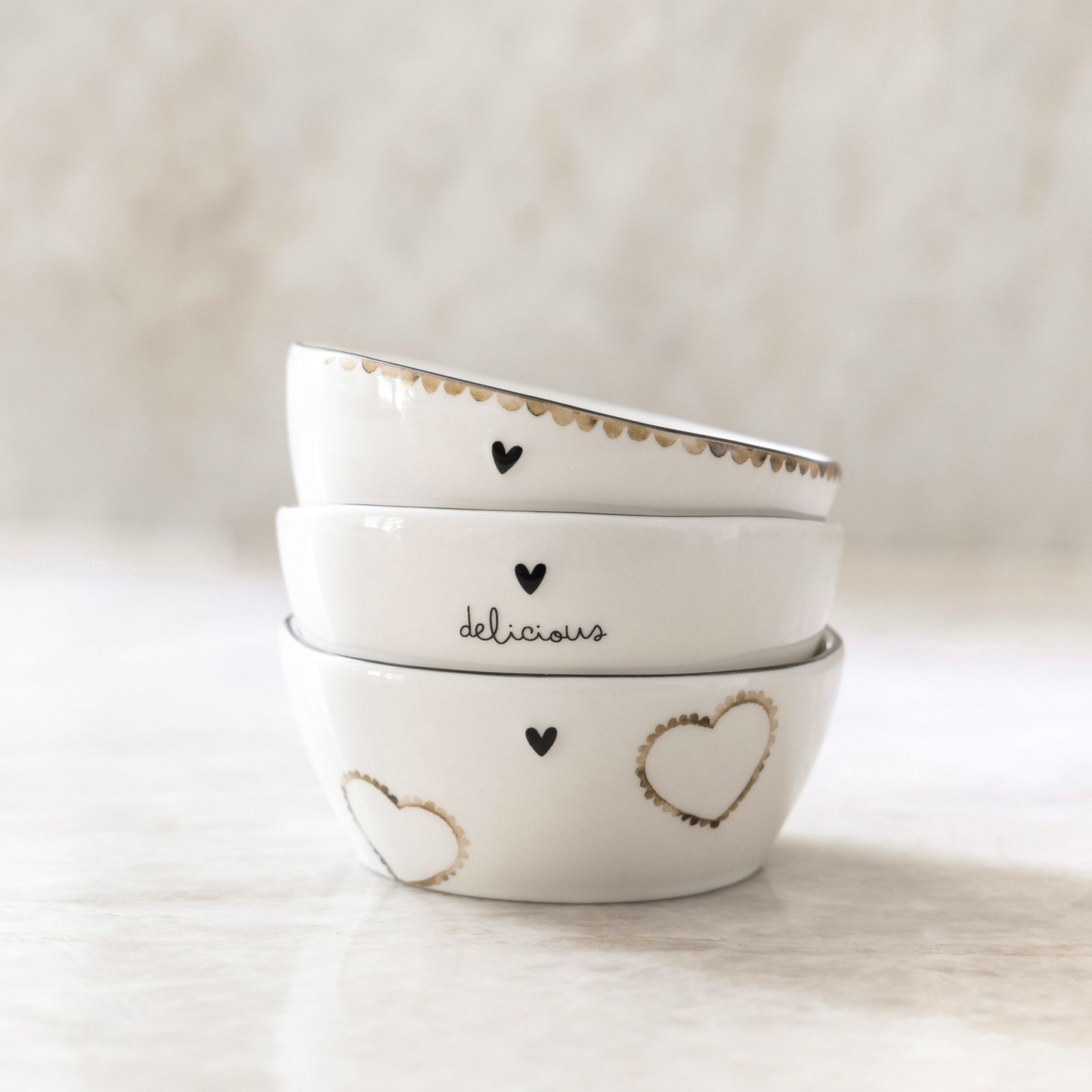 Schaaltje Wit met Bruin Randje -Bastion Collection-