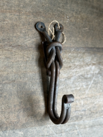 Haak Knoop -Hoffz-