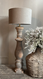 Houten Balusterlamp  -Aura Peeperkorn-