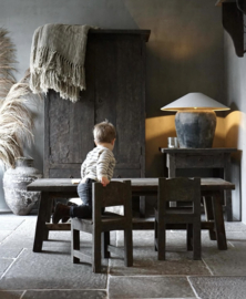Kinderstuhl aus Holz -Aura Peeperkorn-