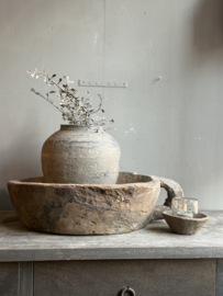 Oude Houten Schaal met Handvat -Aura Peeperkorn-