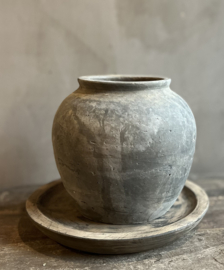 Terracotta Pot -Aura Peeperkorn-