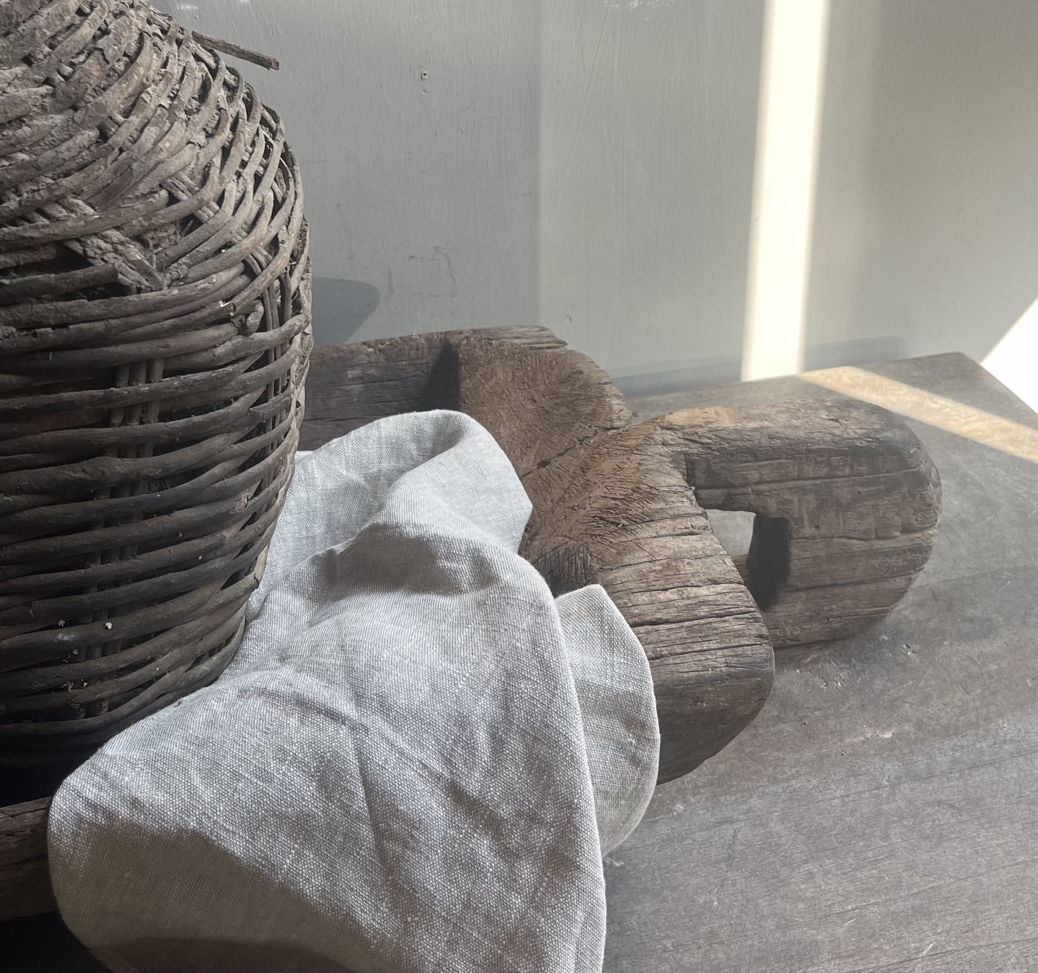 Oude Houten Bak met Handvat