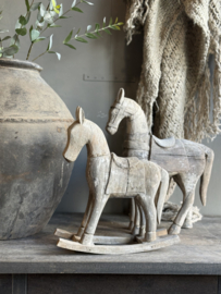 Houten Schommelpaard  -Aura Peeperkorn-