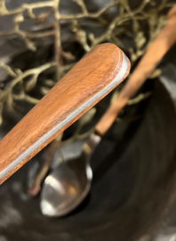 Lepeltje met houten handvat