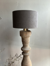 Balusterlampe aus Holz -Aura Peeperkorn-