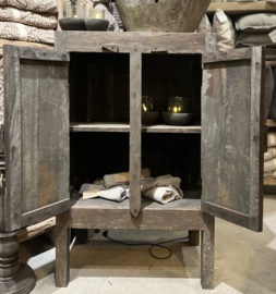 Schrank Old Farm -Aura Peeperkorn-