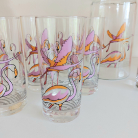 Glazenset met kan flamingo