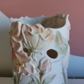 Rozenlamp van biscuitporselein