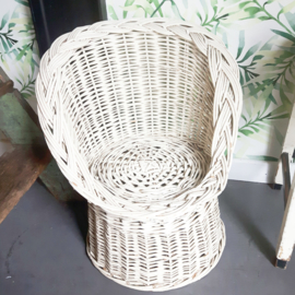 Rotan kinderstoeltje wit