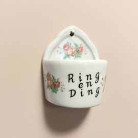 Ring en Ding bakje porselein